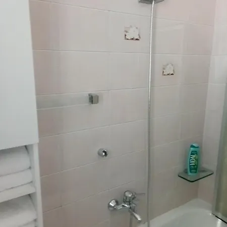 Sunshine 20mt Tram Wifi Ingresso Indipendente Venezia Apartment Mestre